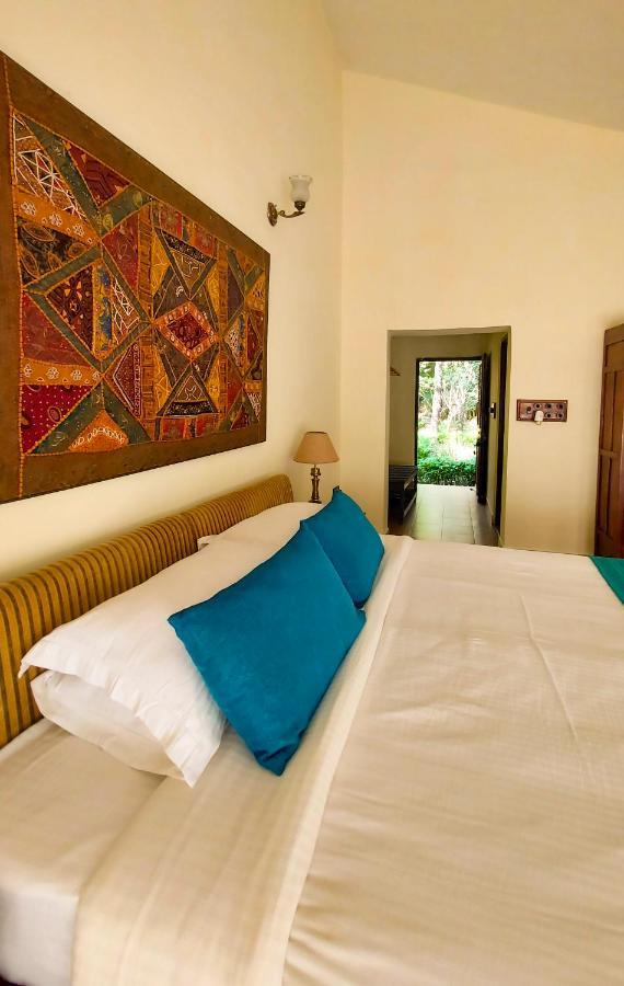 Bandhavgarh Jungle Lodge Tāla Extérieur photo