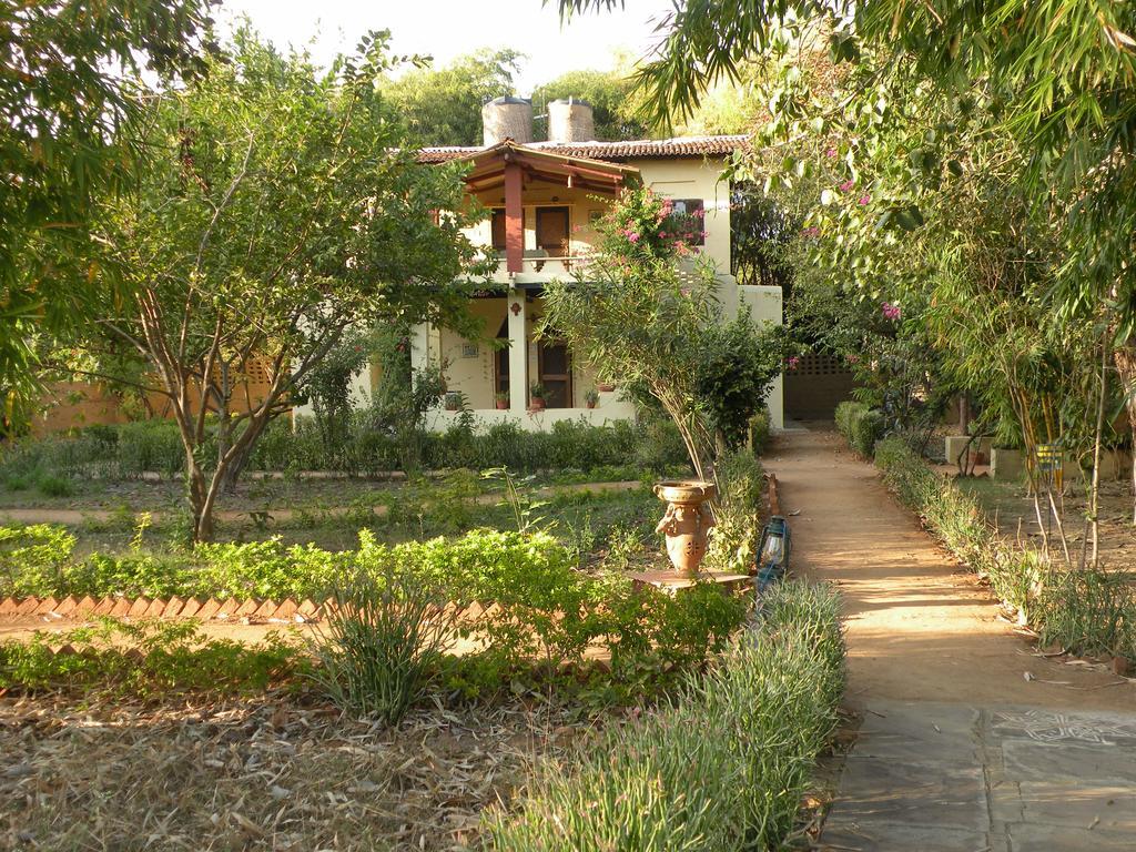 Bandhavgarh Jungle Lodge Tāla Extérieur photo