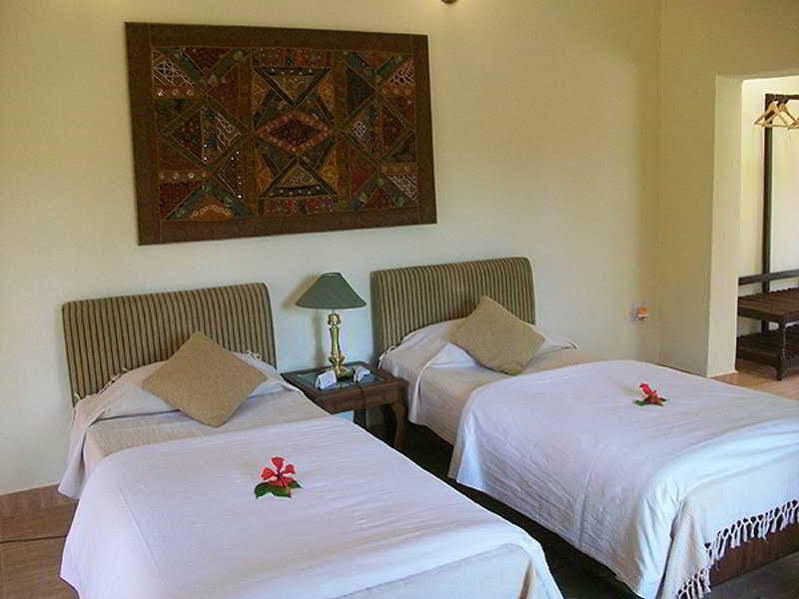 Bandhavgarh Jungle Lodge Tāla Extérieur photo
