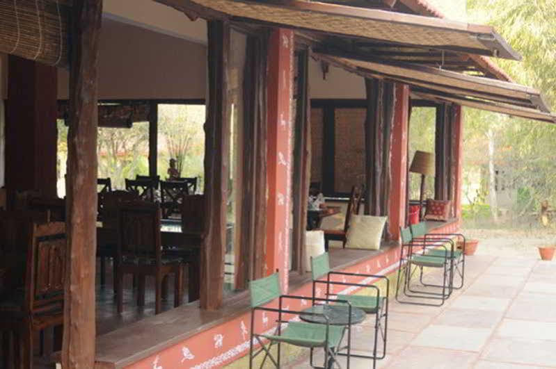 Bandhavgarh Jungle Lodge Tāla Extérieur photo